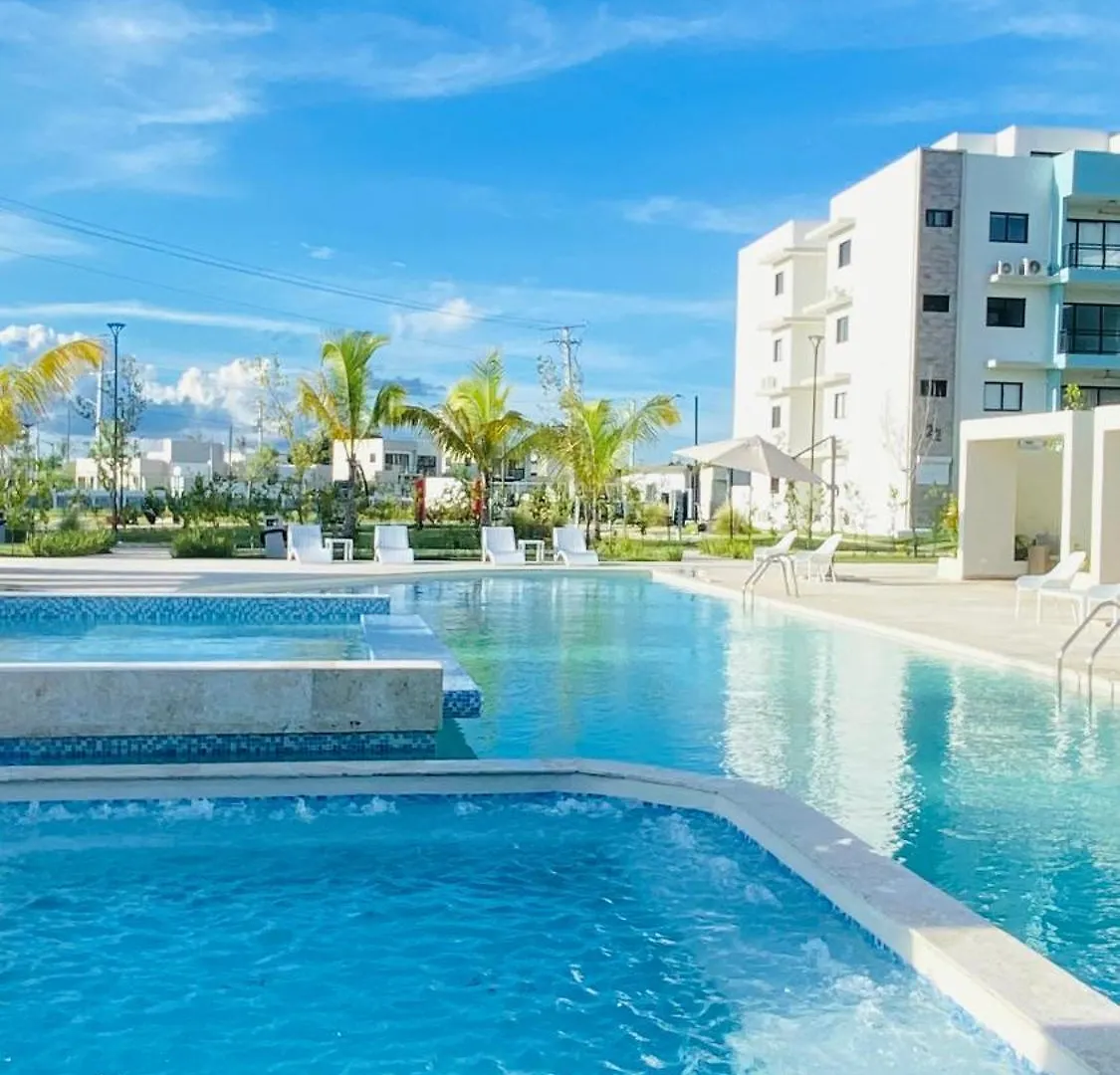 Stunning 2Bdr Apartment contacts